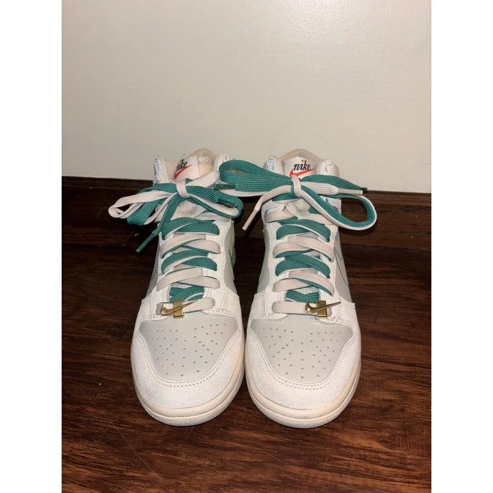 Nike Dunk High SE First Use Women's Shoes